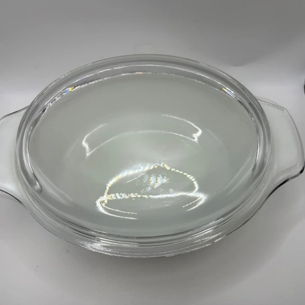 Vintage‎ Milk Glass Baking Dish Made in USA Oven Safe White Round Casserole Lid